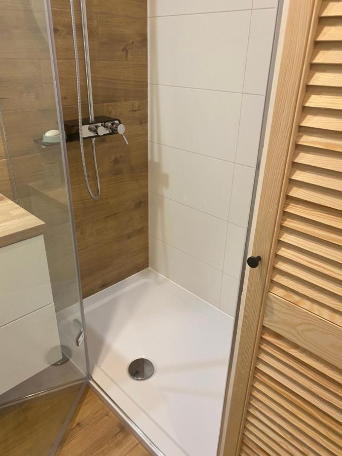 Airport Green Apartment Kl21 - Air Condition & Free Parking Varşova Dış mekan fotoğraf