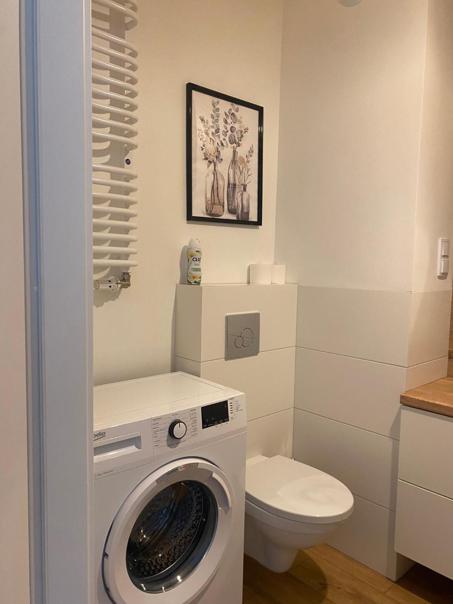Airport Green Apartment Kl21 - Air Condition & Free Parking Varşova Dış mekan fotoğraf